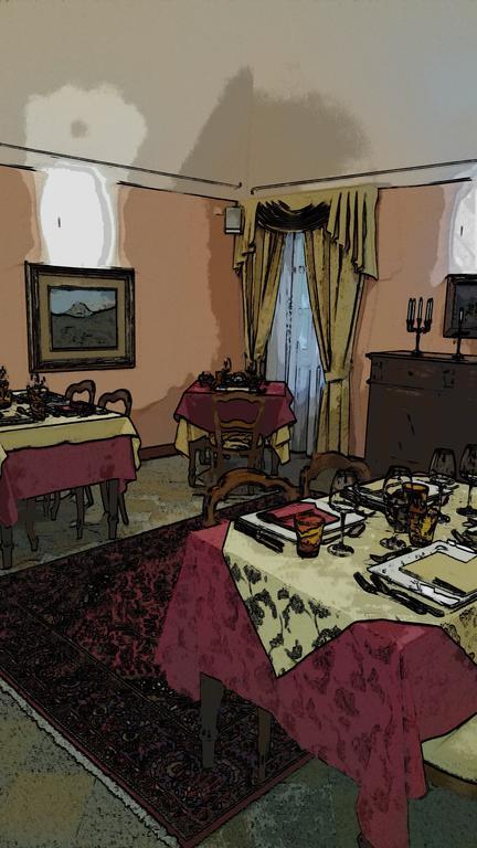 Hotel Palazzo Di Mezzo Carrù Zewnętrze zdjęcie